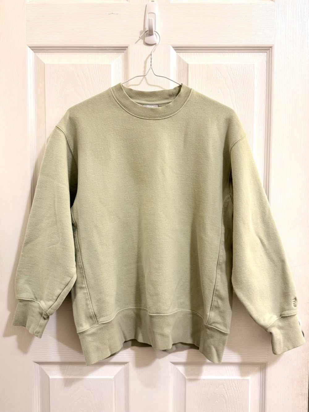 TNA Cozy Sweatfleece Boyfriend Crewneck in Sage Green